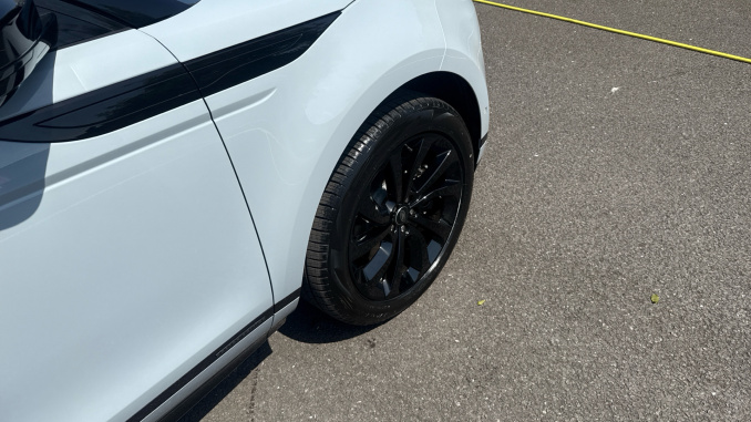 Land Rover Range Rover Evoque 2.0 D200 Hoxton Edition 5dr Auto Diesel Hatchback - Image 22